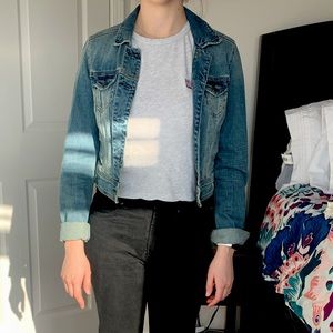 American Eagle Denim Cropped Jean Jacket